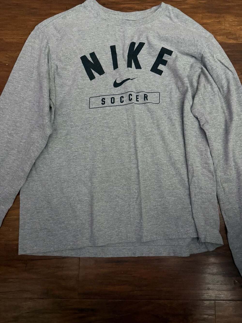 Nike Soccer Long Sleeve Tee Size M Grey